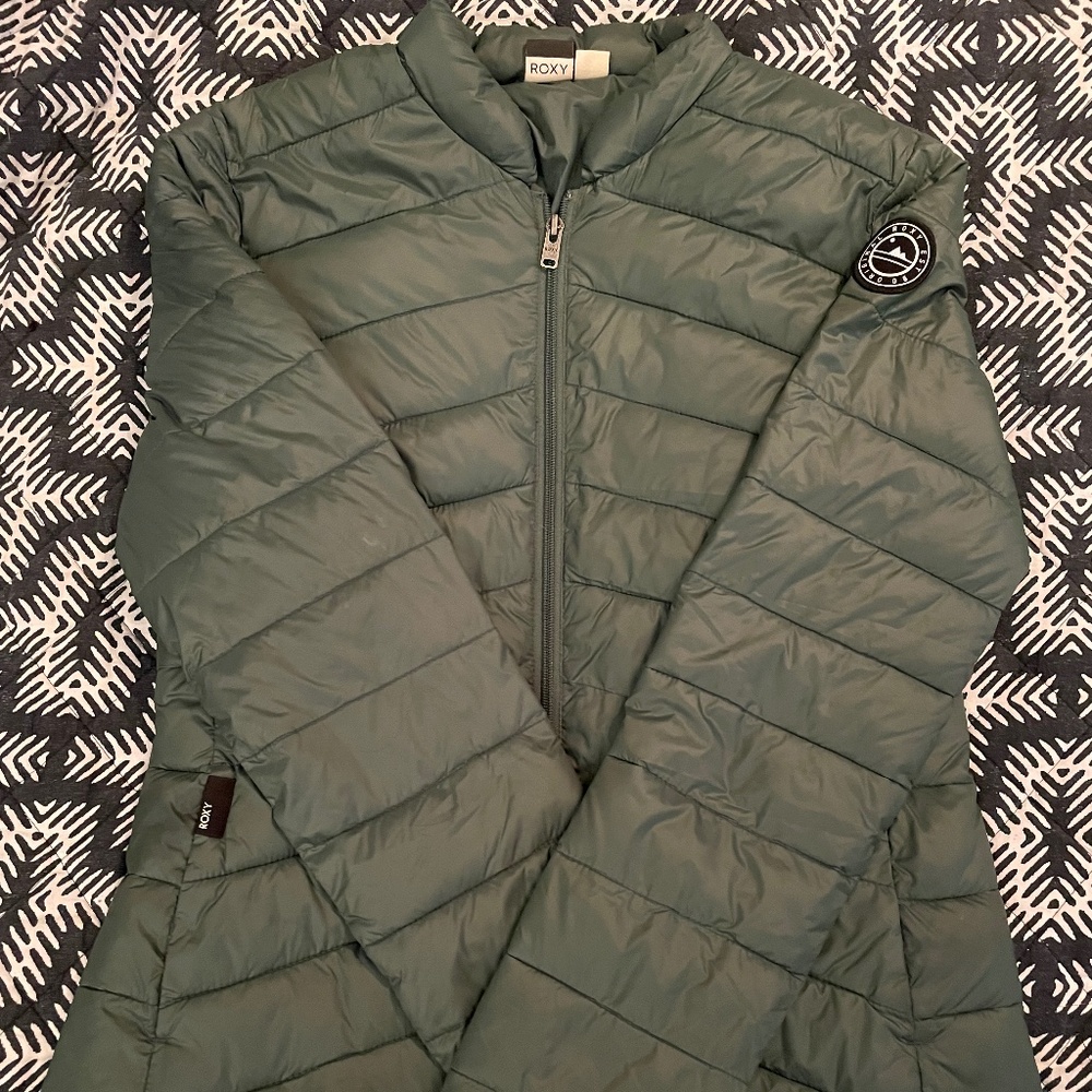 Roxy light weight puffer jacket